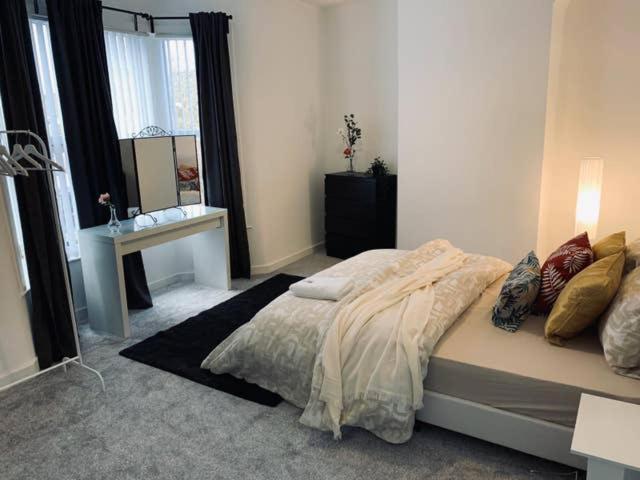 Modern & Luxurious Central Home - Free Parking Liverpool Esterno foto